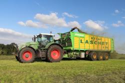 ensilage-d-herbe-2012-vital-laschet-fils-354-vert.jpg