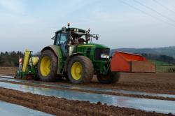 semis-de-mais-sous-bache-2012-evrard-019-vert.jpg